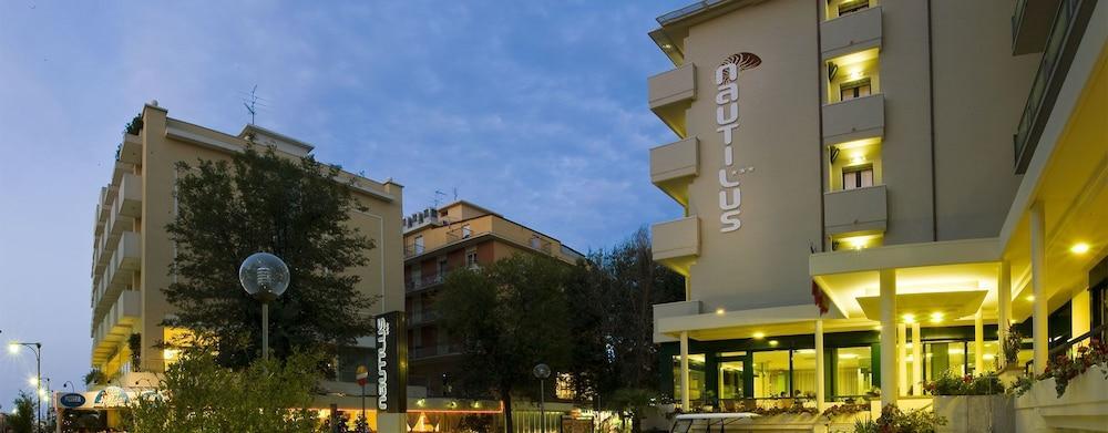 Hotel Nautilus Cattolica Esterno foto