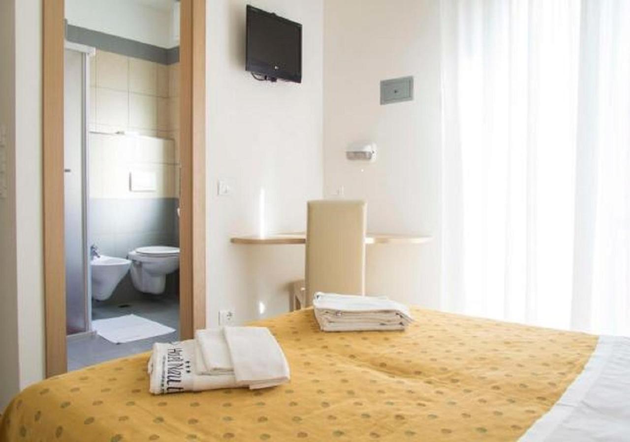 Hotel Nautilus Cattolica Camera foto